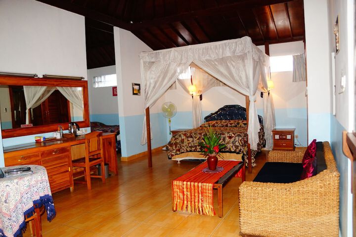 Room 12 of 45