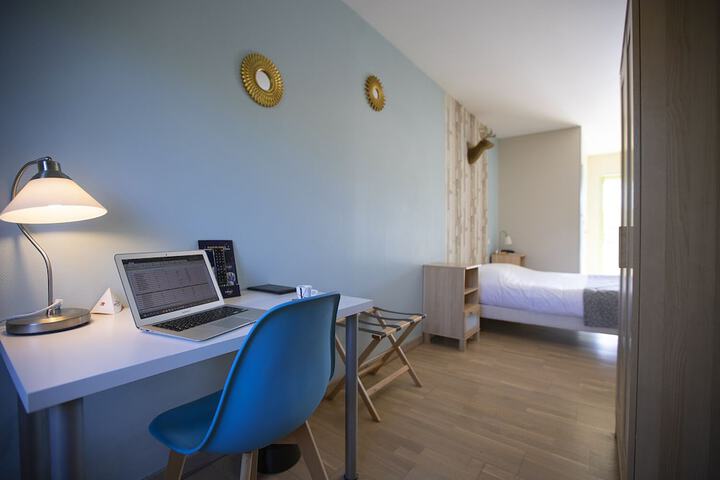 Room 15 of 54