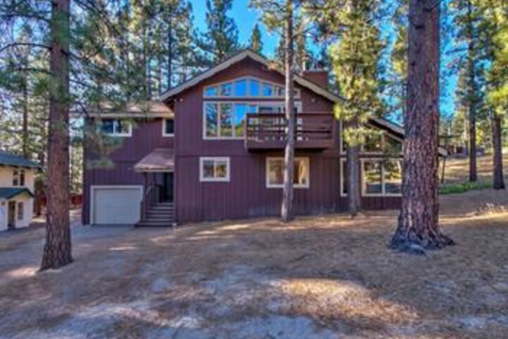 Photo of Heavenly Mountain Home by RedAwning