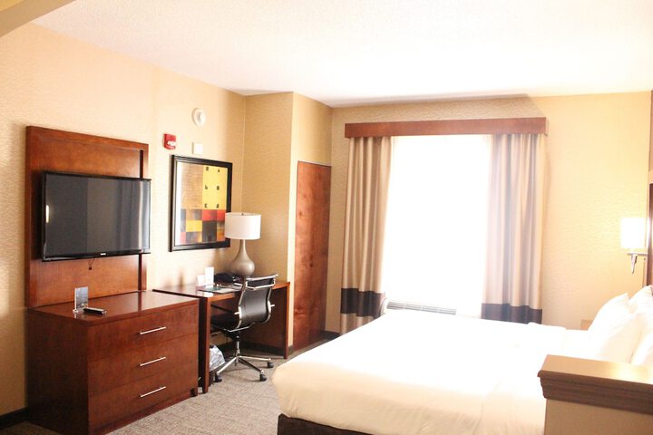 Suite 2 Queen Beds (27 of 51)