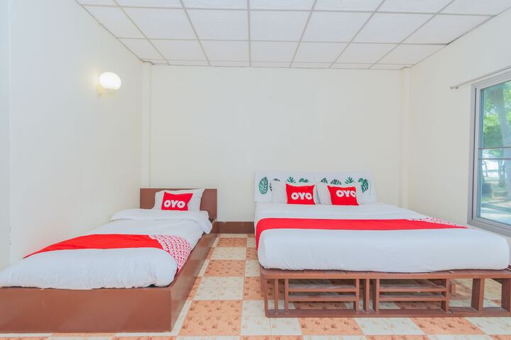 Room 19 of 83