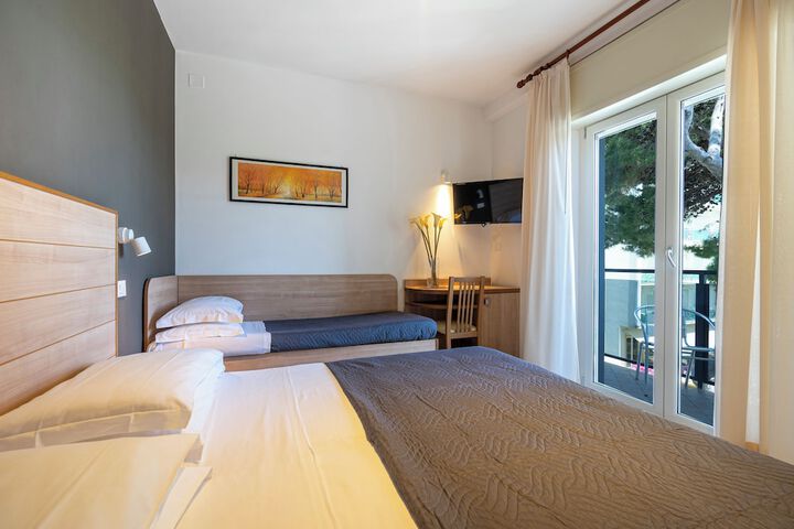 Room 49 of 115