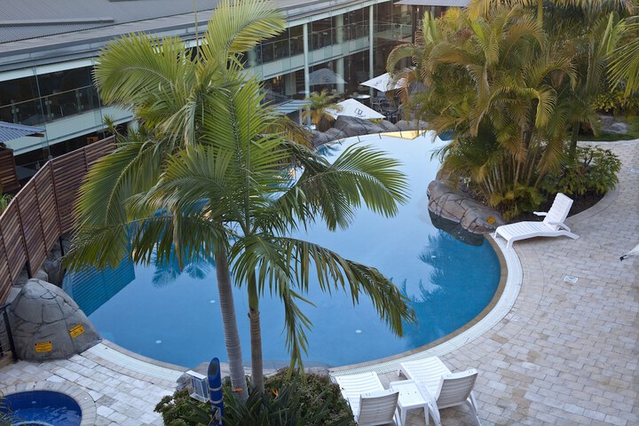Pool 44 of 72
