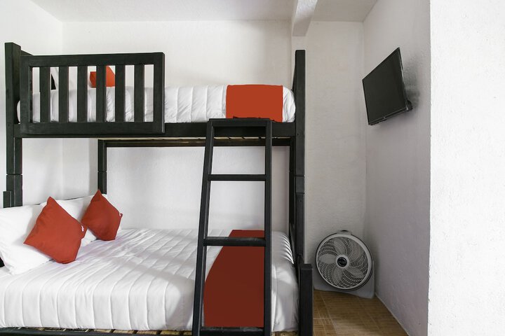 Room 7 of 15