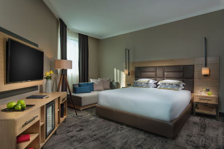 Room 5 of 31