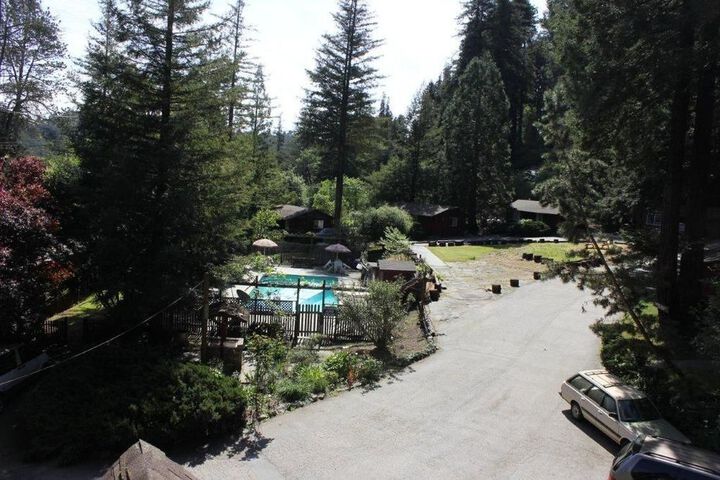 Pool 42 of 44