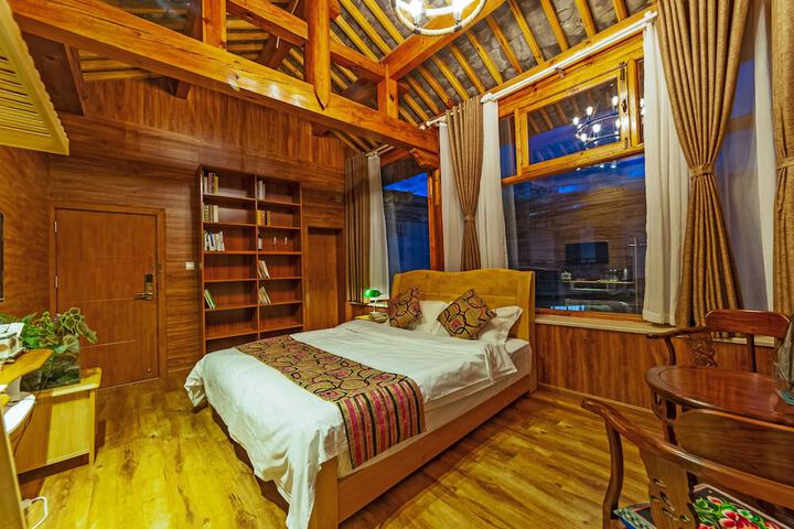 Room 10 of 40