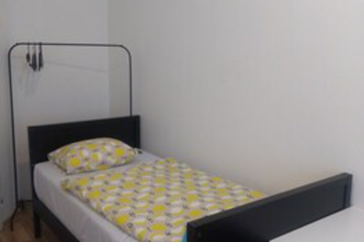 Room 29 of 84