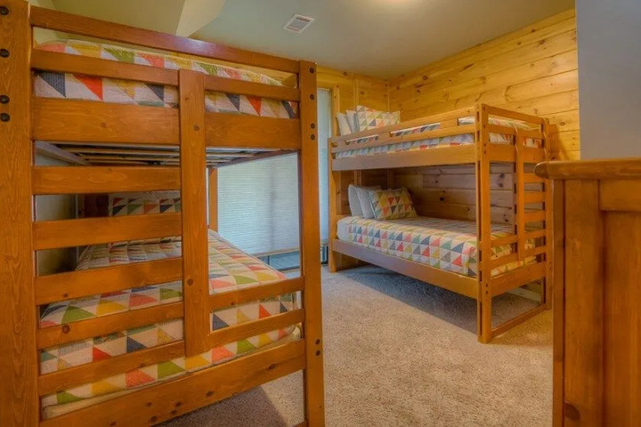Room 2 of 8