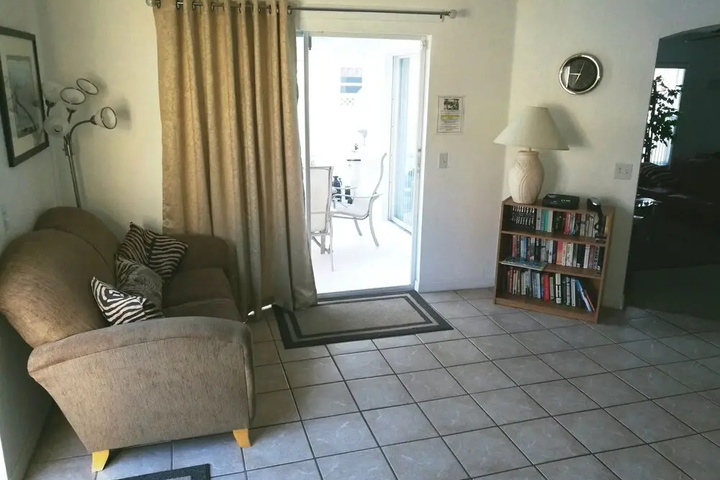 Room 2 of 15