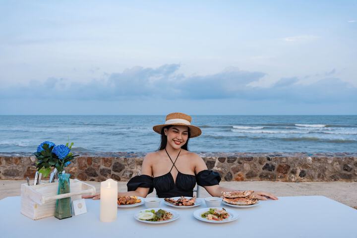 Dining 89 of 148