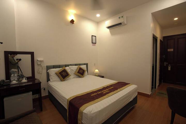 Room 7 of 17