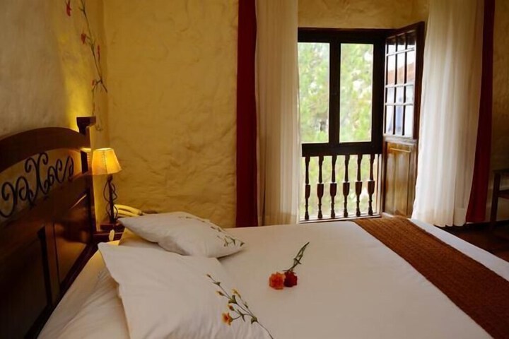 Room 6 of 47