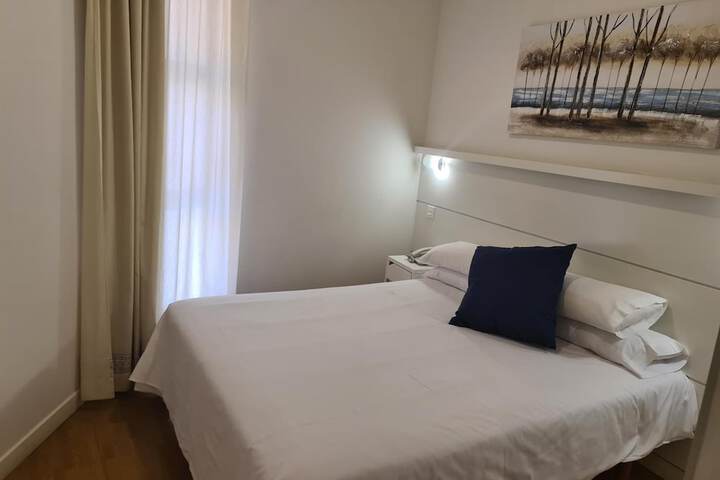 Room 40 of 72