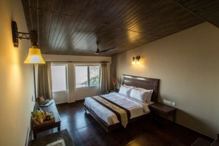 Room 19 of 64