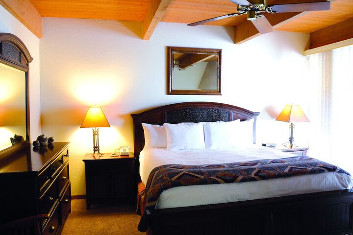 Room 27 of 152