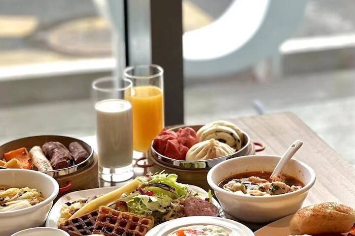 Breakfast meal