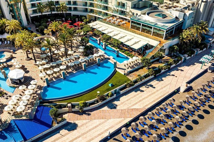 Pool Hotel