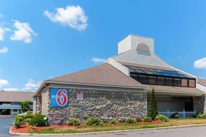 Studio 6 Southgate, Mi - Detroit in Southgate, MI