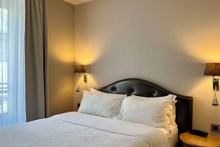 Room 10 of 55