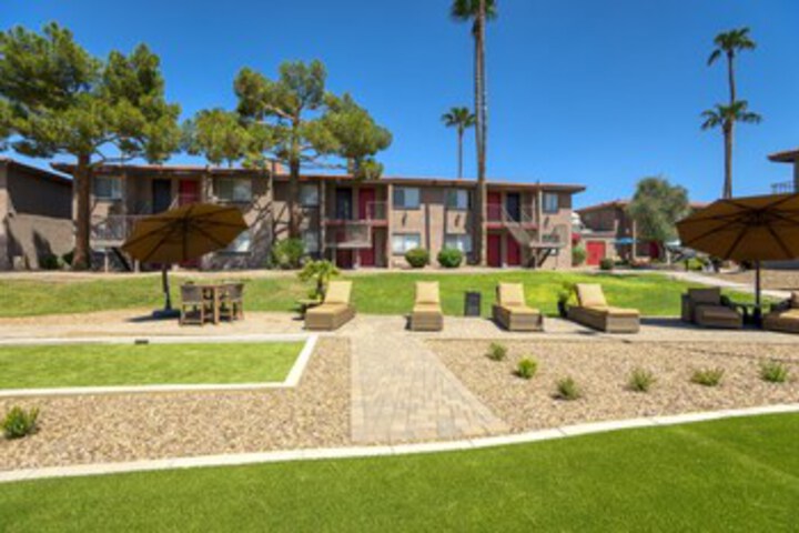 Hotel 8 of 25