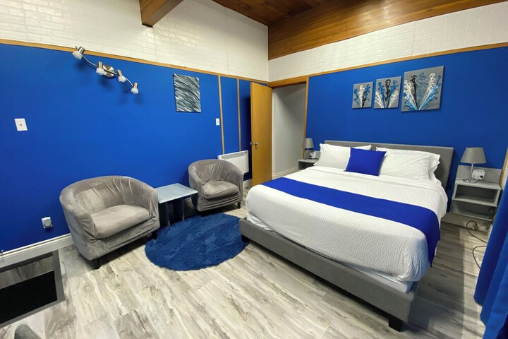 Room 115 of 167