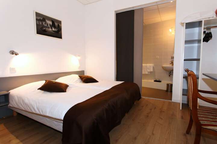 Room 20 of 68
