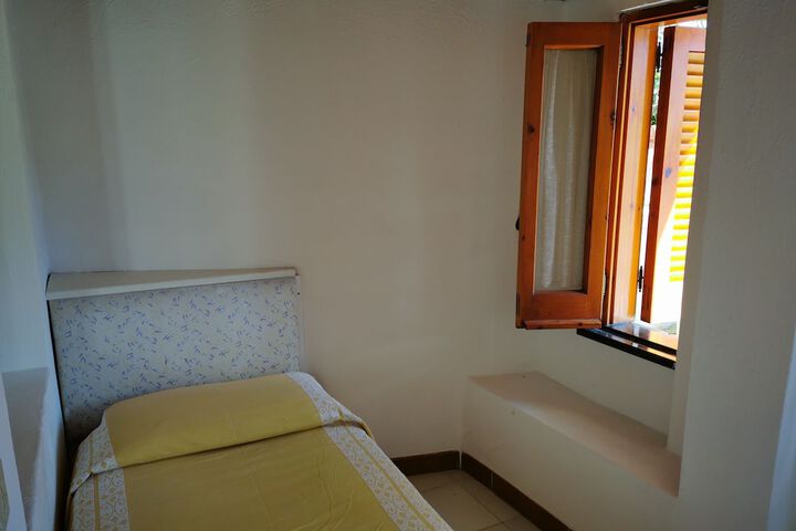 Room 8 of 45