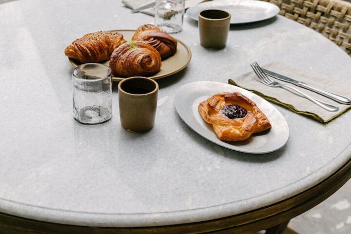 Hotel Exterior 53 of 61