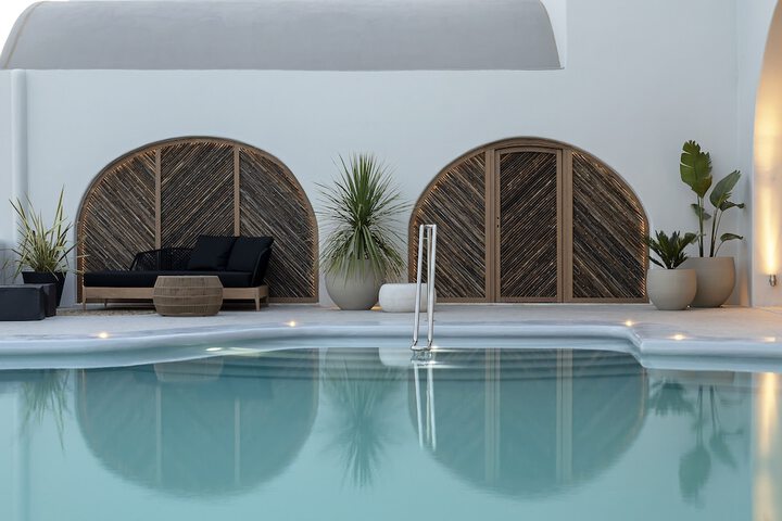 Pool 56 of 82