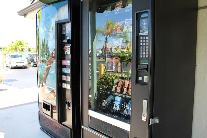 Vending machine