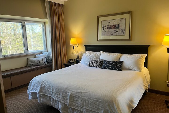 Room 6 of 55