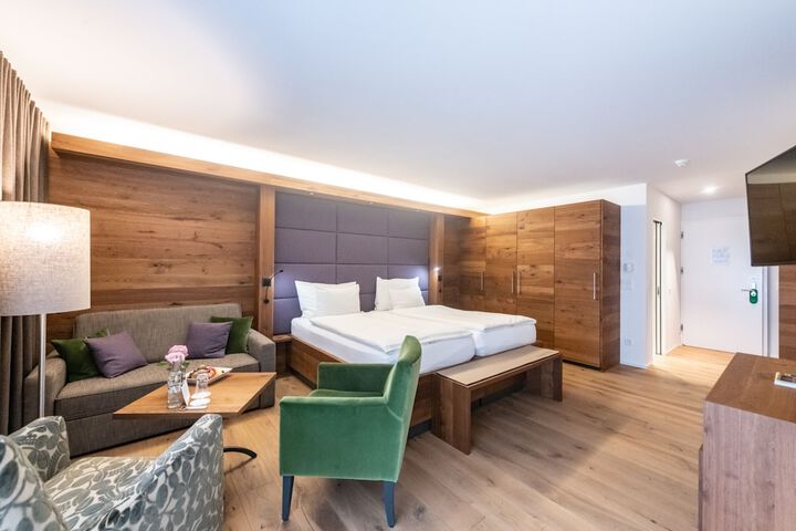 Room 24 of 89