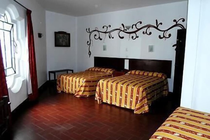 Room 3 of 51