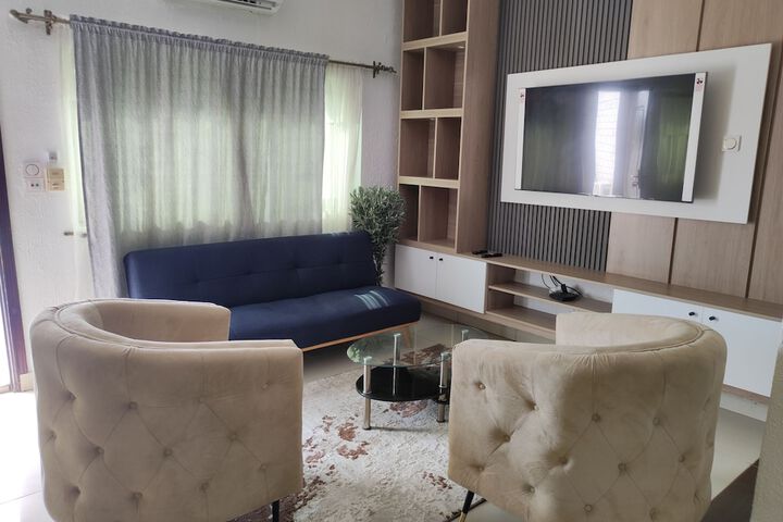 Room 37 of 156