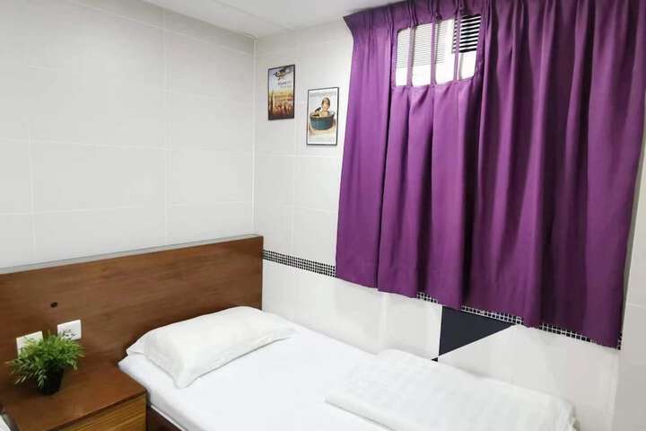 Room 39 of 58