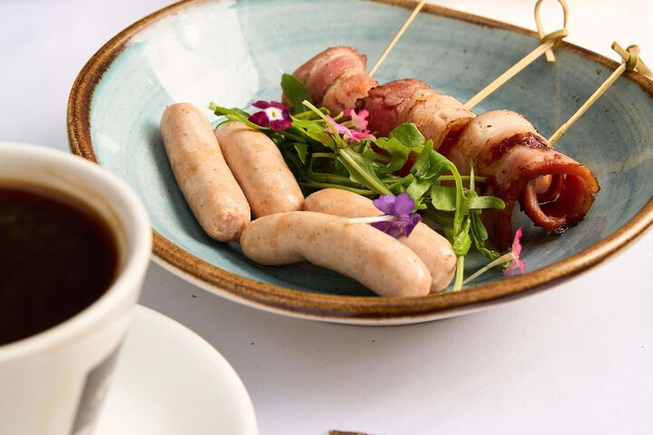 Breakfast/Coffee Service 115 of 140