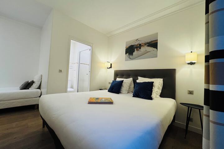 Room 9 of 29