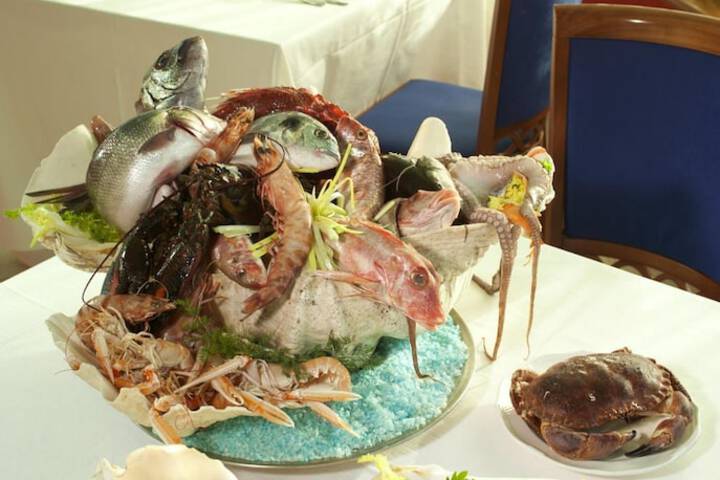 Dining Photos