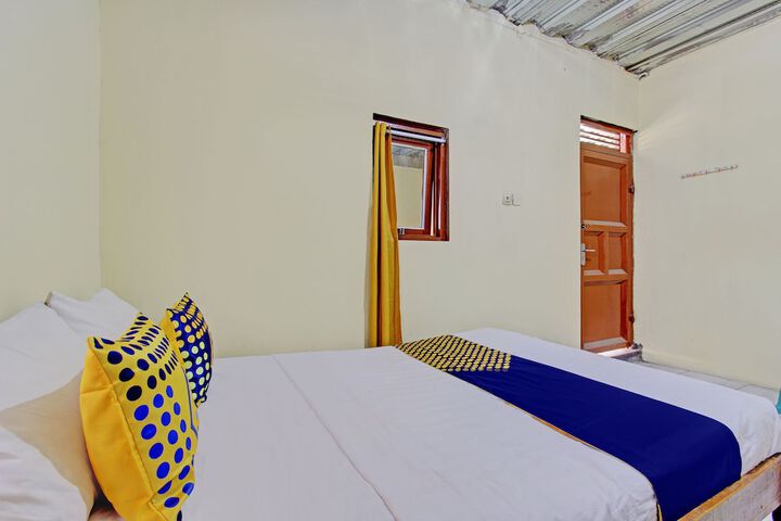 Room 18 of 26