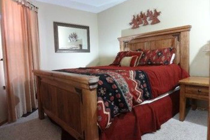 Room 15 of 105
