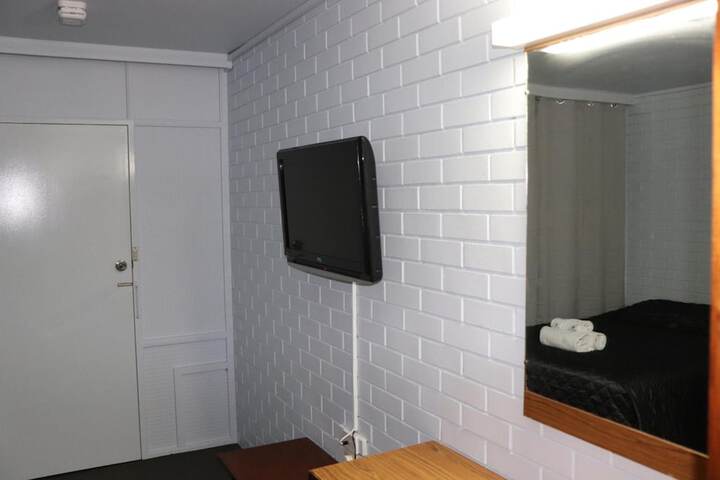 Room 18 of 61