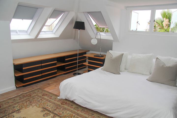 Room 20 of 161