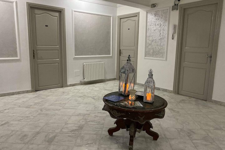 Room 8 of 23
