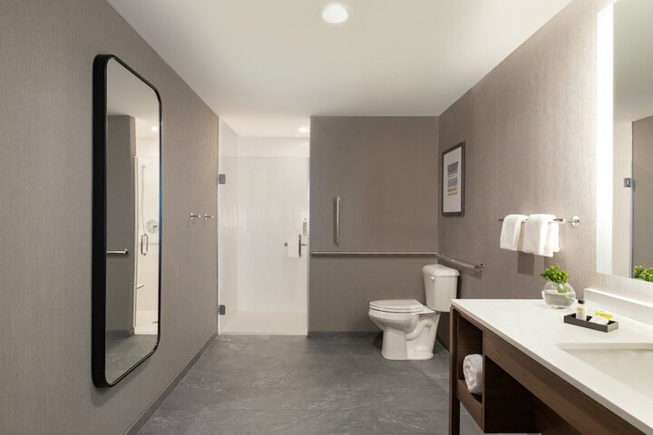 1 King Bed Studio Suite (4 of 31)