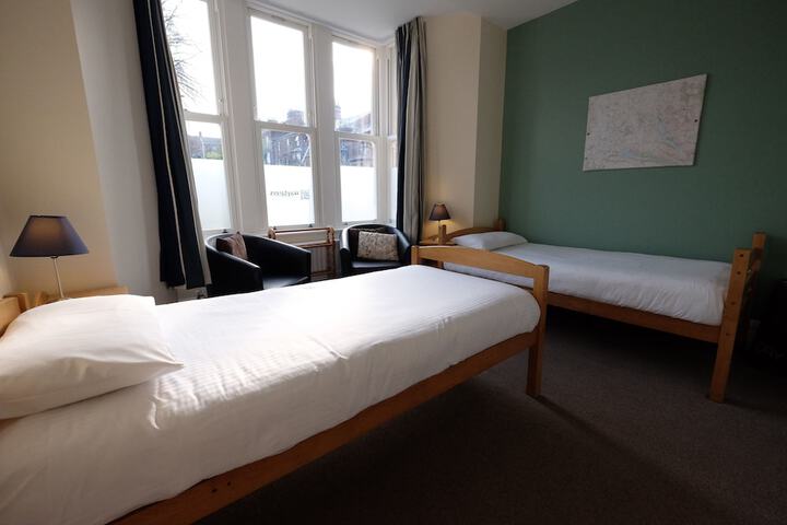 Room 6 of 55