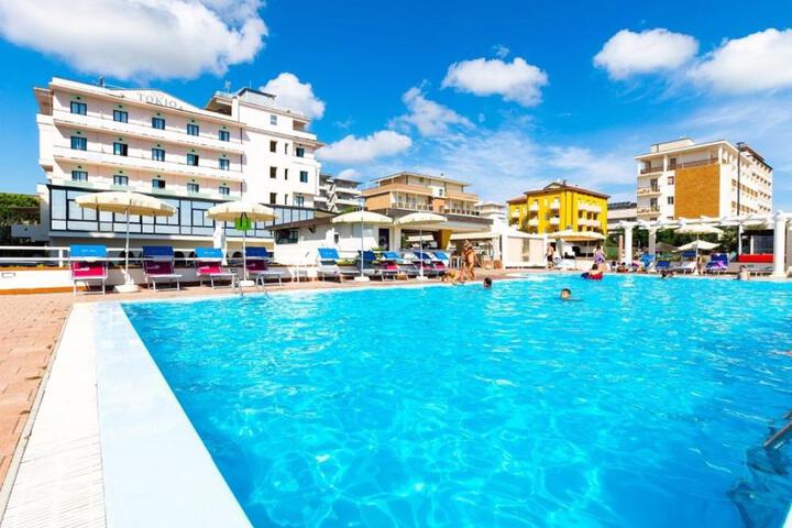 Hotel Tokio Village - Azzurro Club