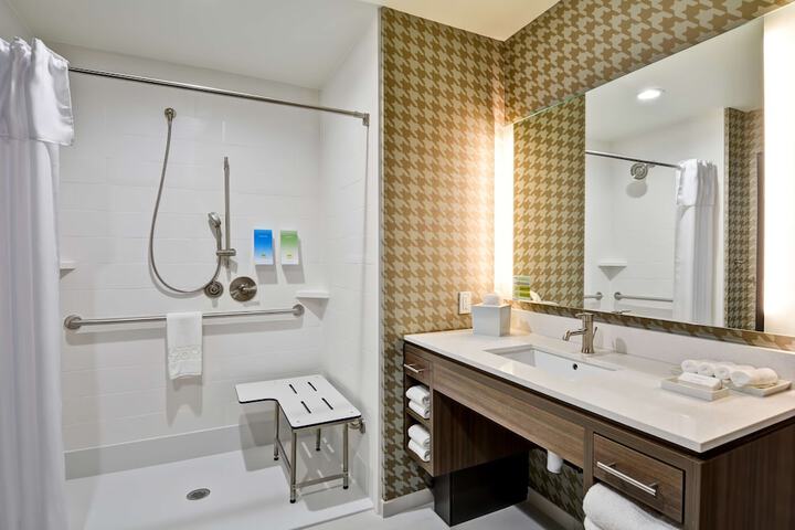 Bathroom shower
