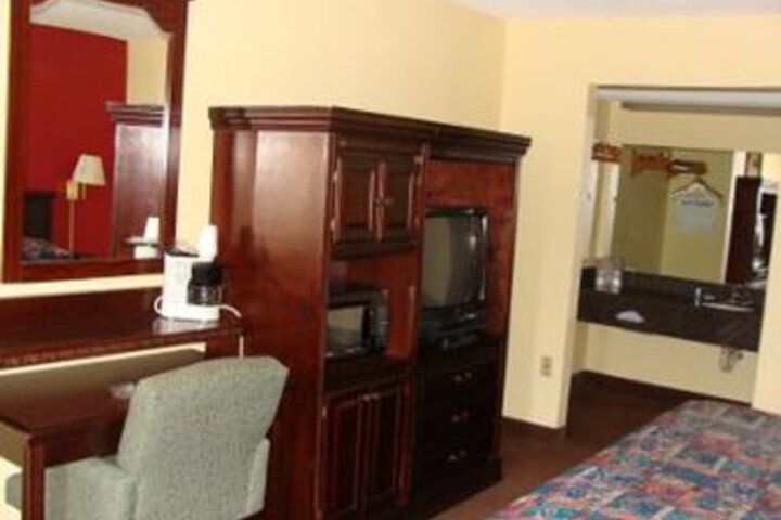 Image of Super 8 Motel - Lewisville / DFW Airport/North