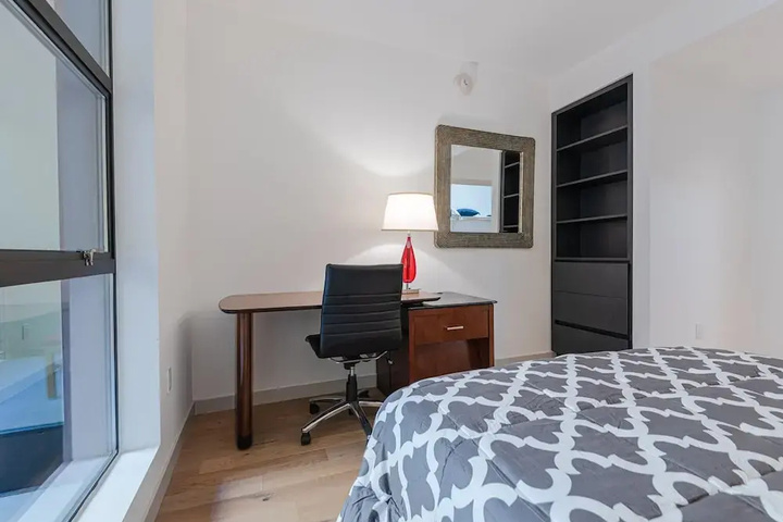 Gorgeous Hollywood Living - 1 Bedroom